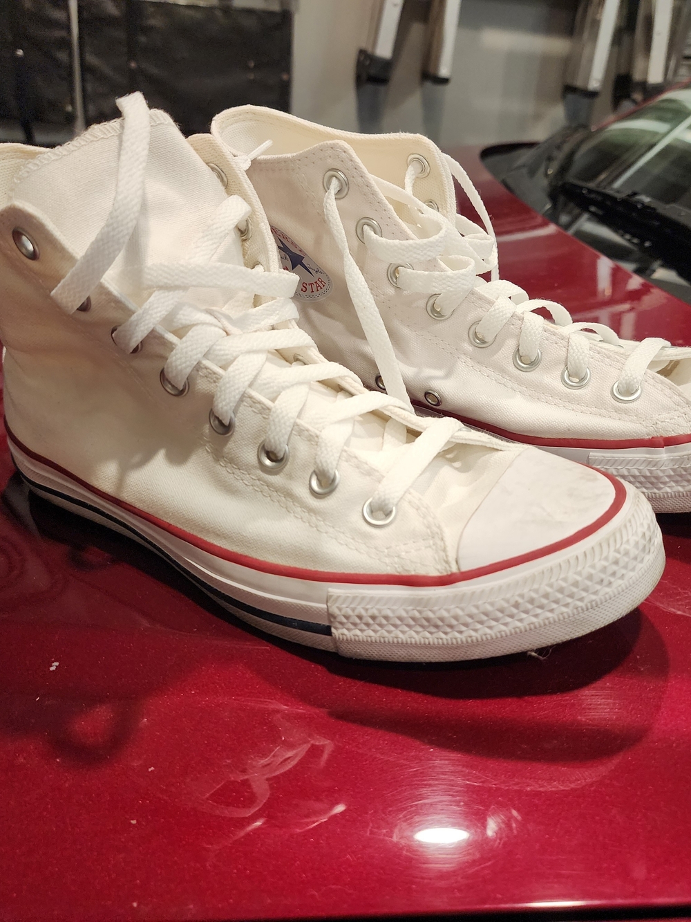 Converse High Tops 10.5